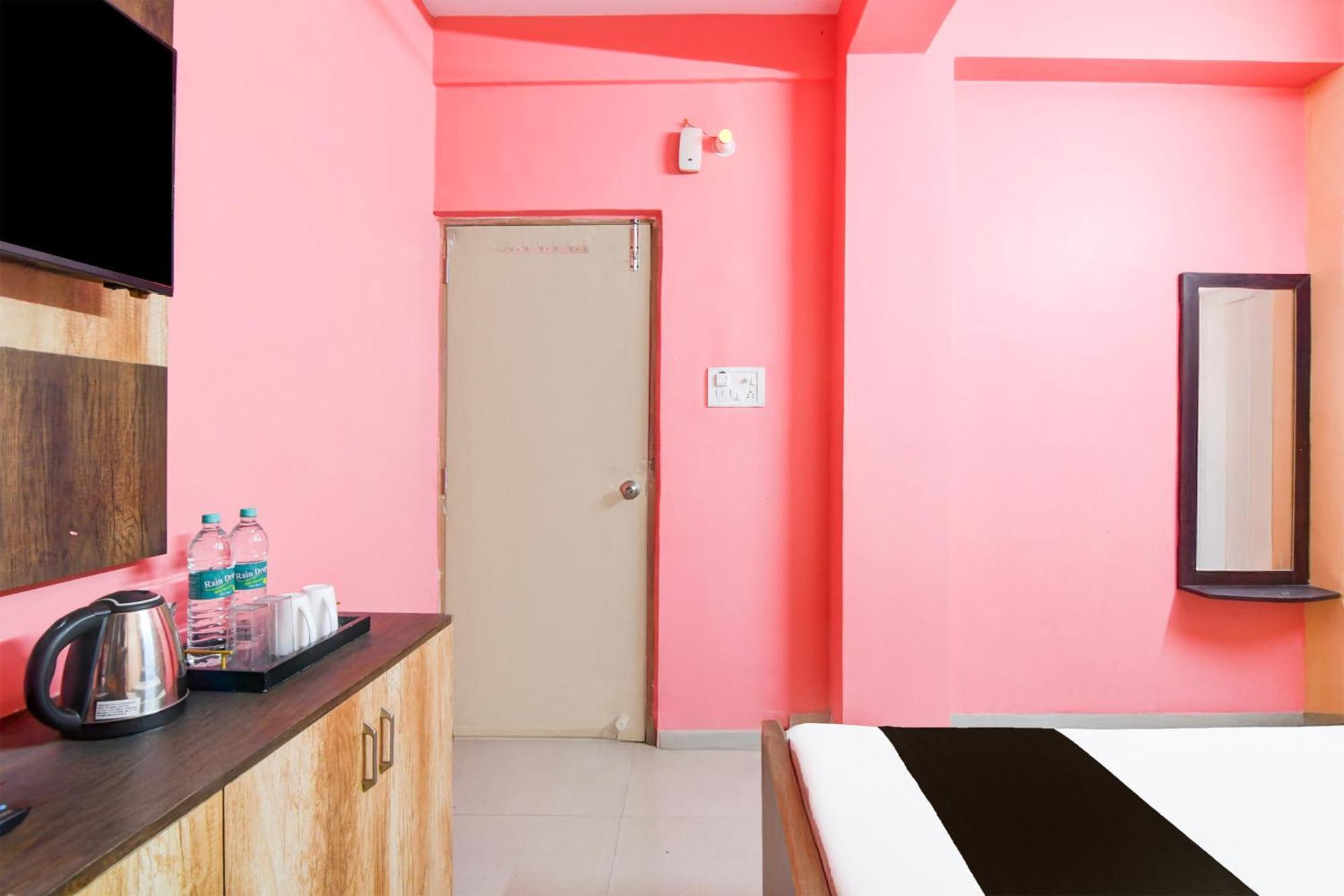 Hotel O Survey Park Jādabpur Esterno foto